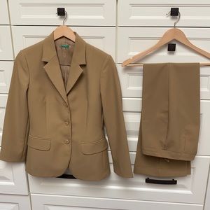 Vintage United Colors of Benetton Suit - like NEW